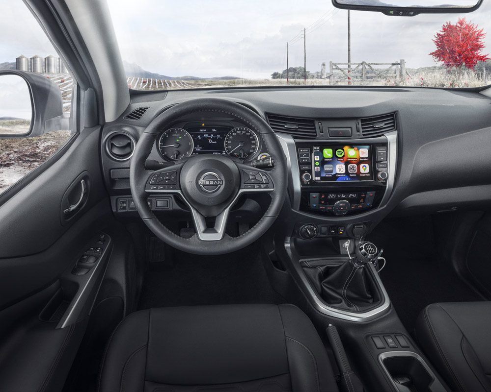 Nissan Frontier Interior