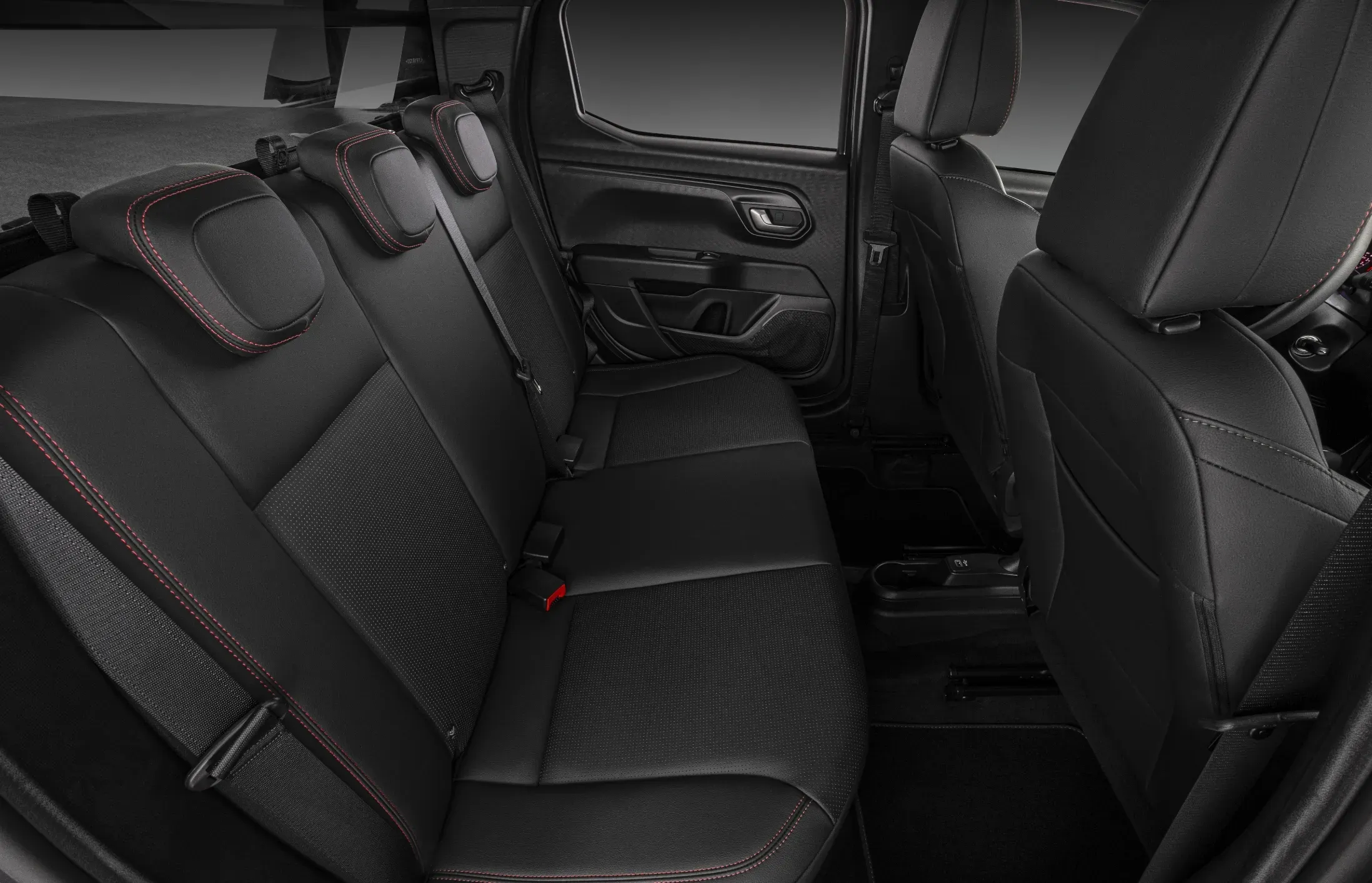 fiat-strada-interior